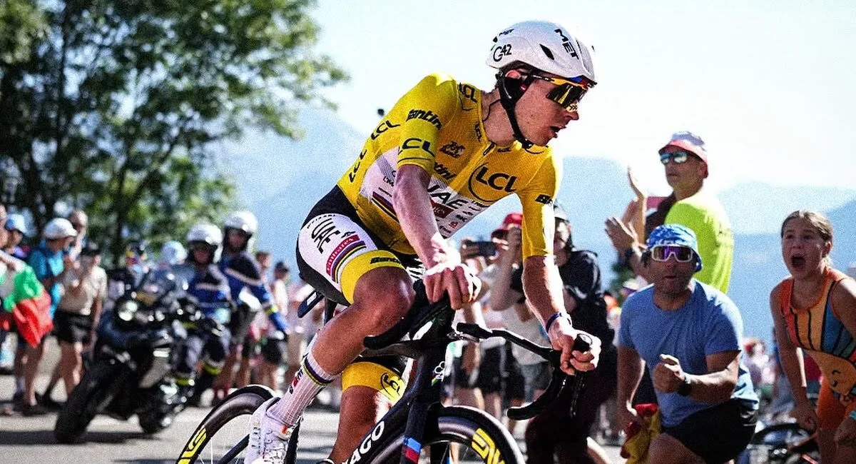 Parigi, van der Poel vince l’ultima tappa del Tour de France con un’azione straordinaria