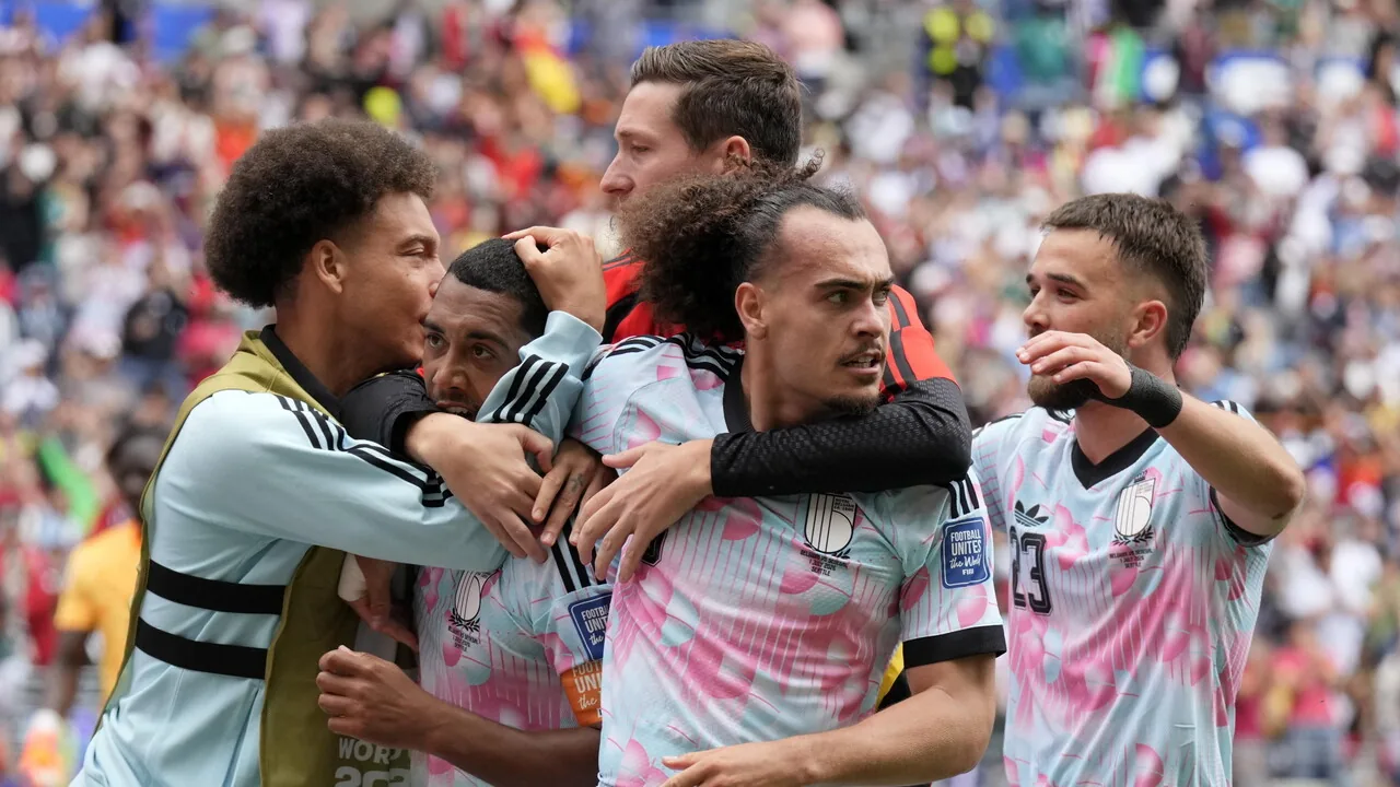 Il Belgio batte il Senegal 3-2 ai supplementari e avanza agli ottavi