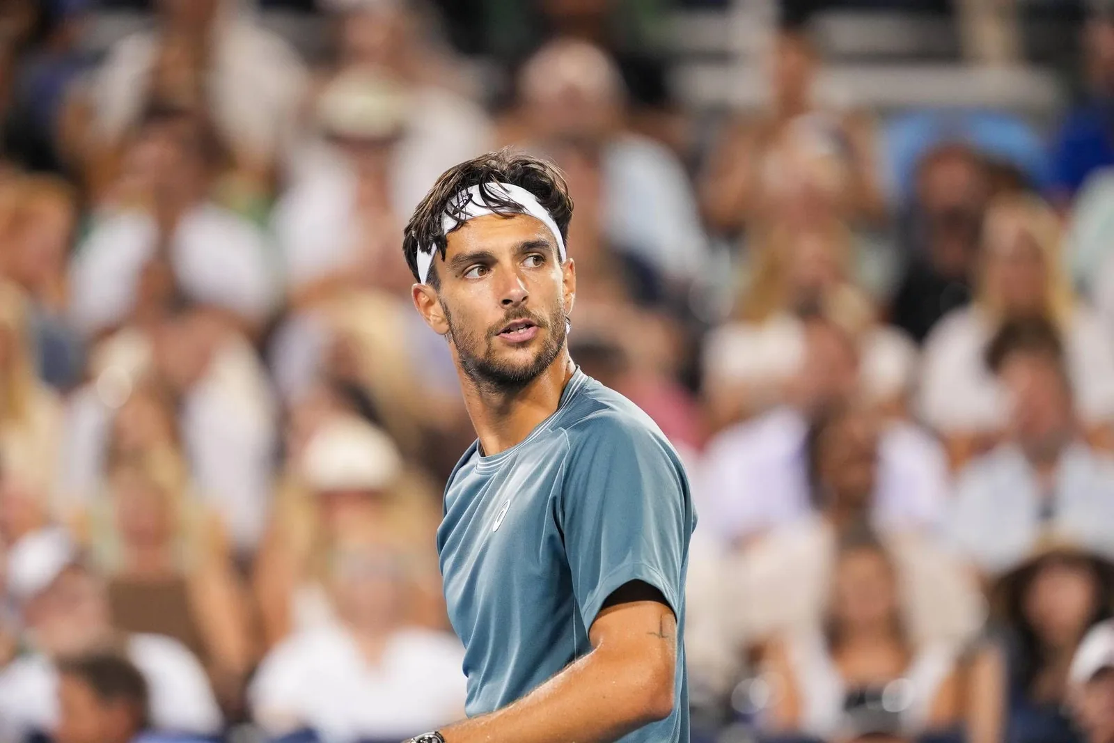 Musetti eliminato agli US Open dopo un malore, parla di un’odissea nel suo 2026